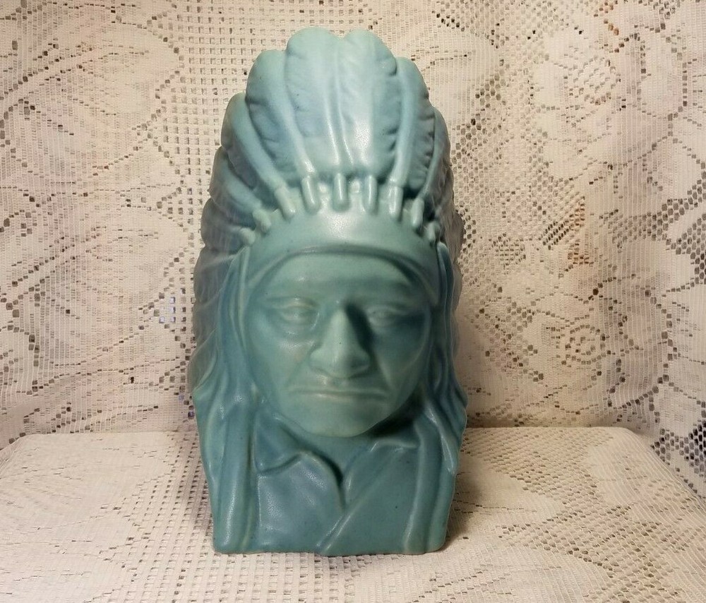 Van Briggle Pottery Bust Of Sitting Bull Great  American Indian Edition 1984