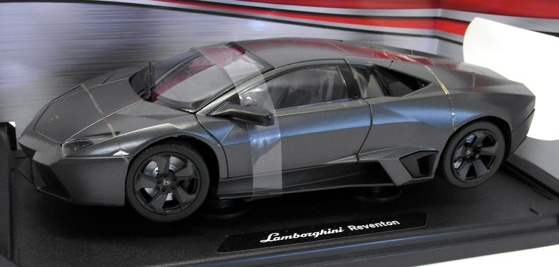 Motor Max 1/18 Scale 79155 - Lamborghini Reventon - Matt Grey