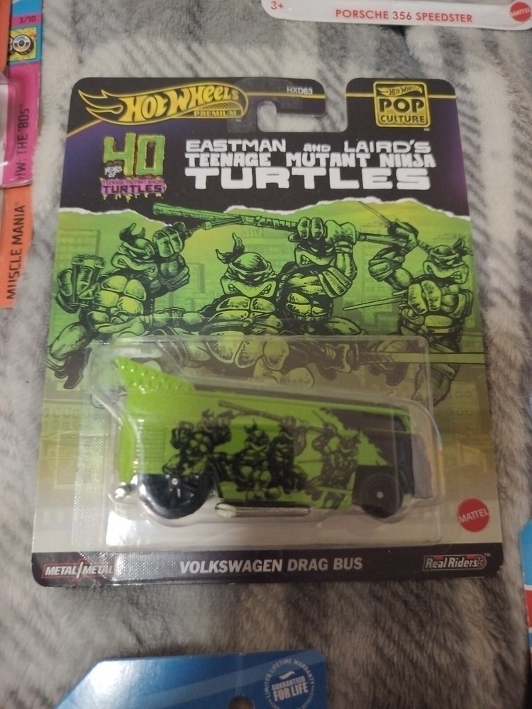 Hot Wheels Premium - 40th Anniversary TMNT - Volkswagen Drag Bus