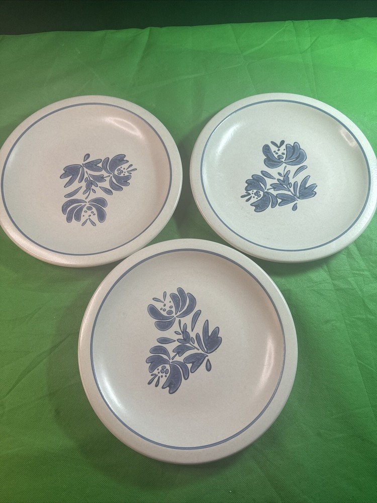 Pfaltzgraff Yorktowne 3-Piece Stoneware Dinner Plates 10.25 Inch Made in USA