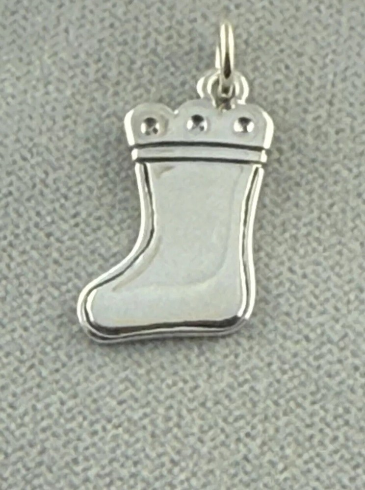 James Avery Retired Christmas Stocking Charm Pendant Sterling Silver
