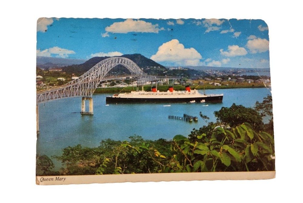 POSTCARD Queen Mary Cruise Ship Cruise Liner Chrome Scenic 1960s