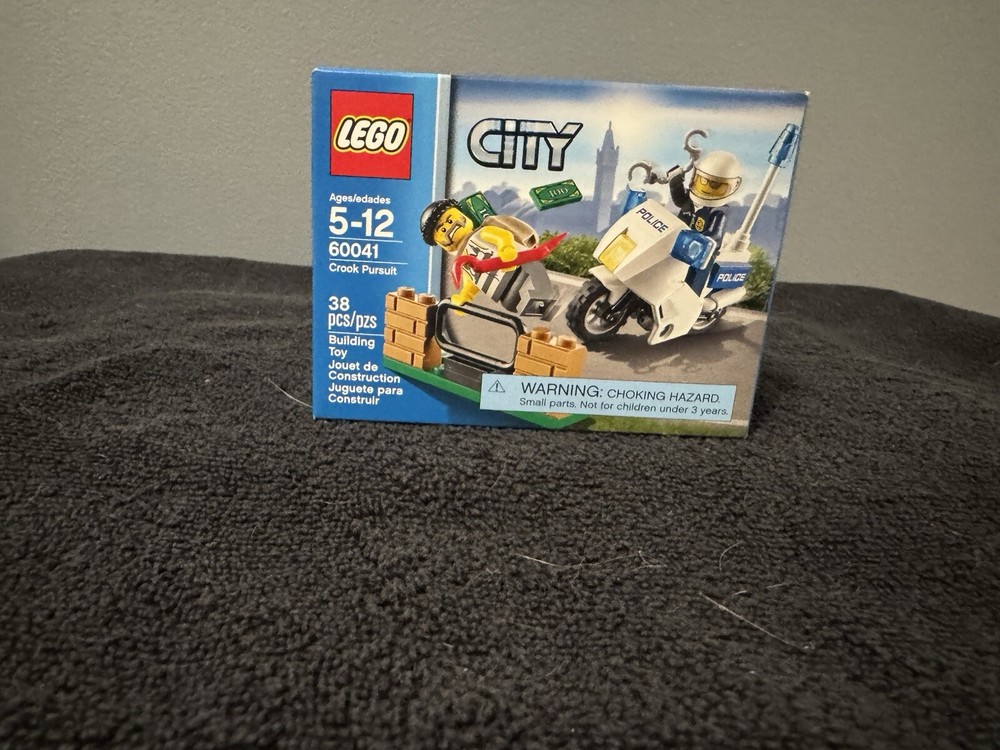 Lego City: Crook Pursuit (60041) MIB (Sealed)