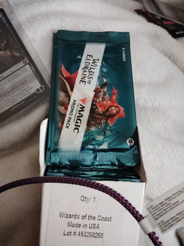 Sealed Wilds of Eldraine WOE Premium Foil Promo Booster  8 Pack magic MTG A Box