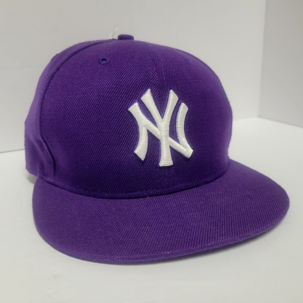 New York MLB Yankees Fitted Hat Purple Wool Blend 7 1/4 Cap Embroidered Baseball