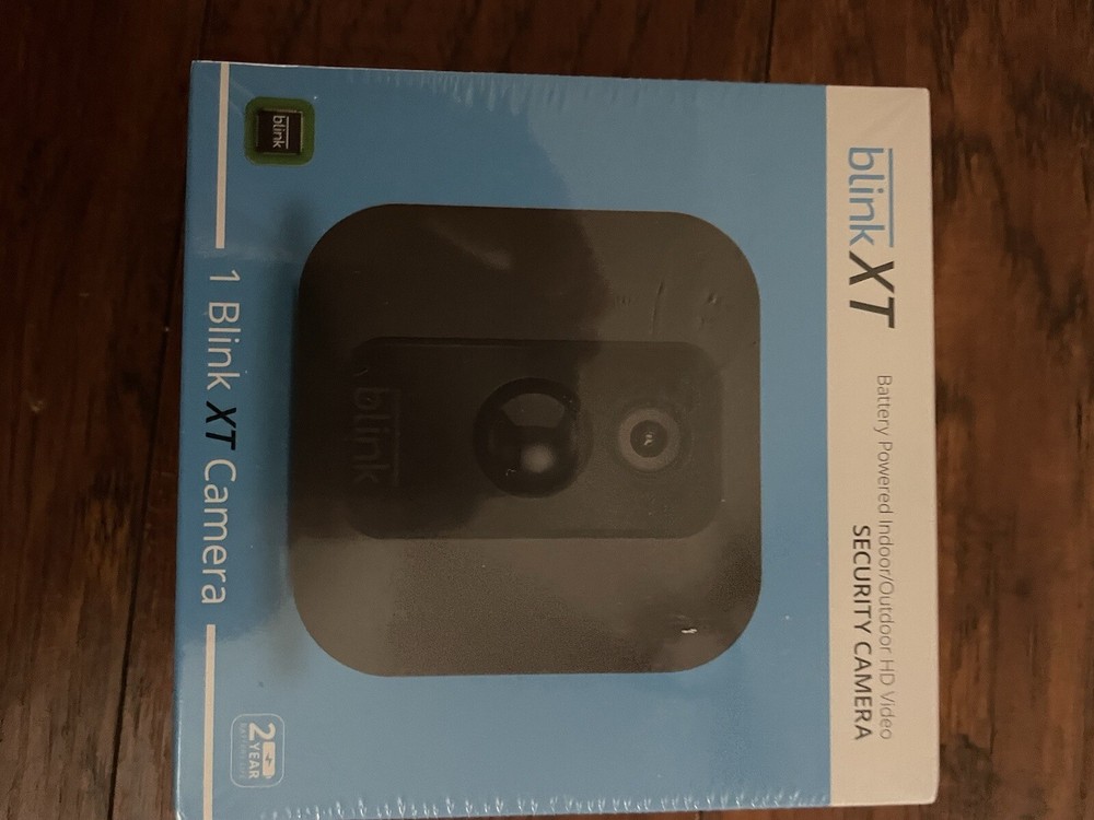 Blink BCM00600U (Wireless) (Indoor/Outdoor) Home Security Camera System