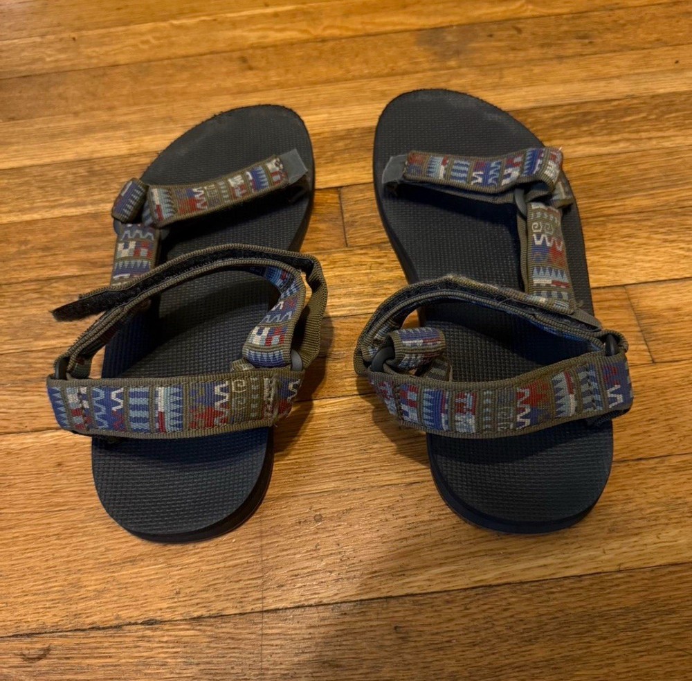 Teva Men's Original Universal Sandal Men’s Size 10, Olive Design