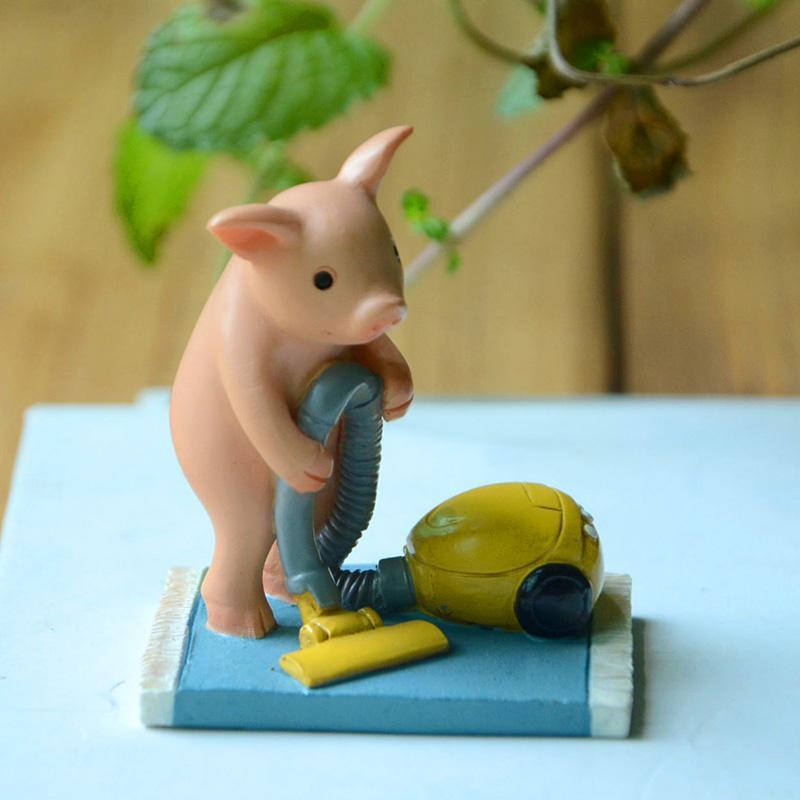 Figurines Animal Pig Resin Carved Small Multicolor Modern Free Stand Ornaments