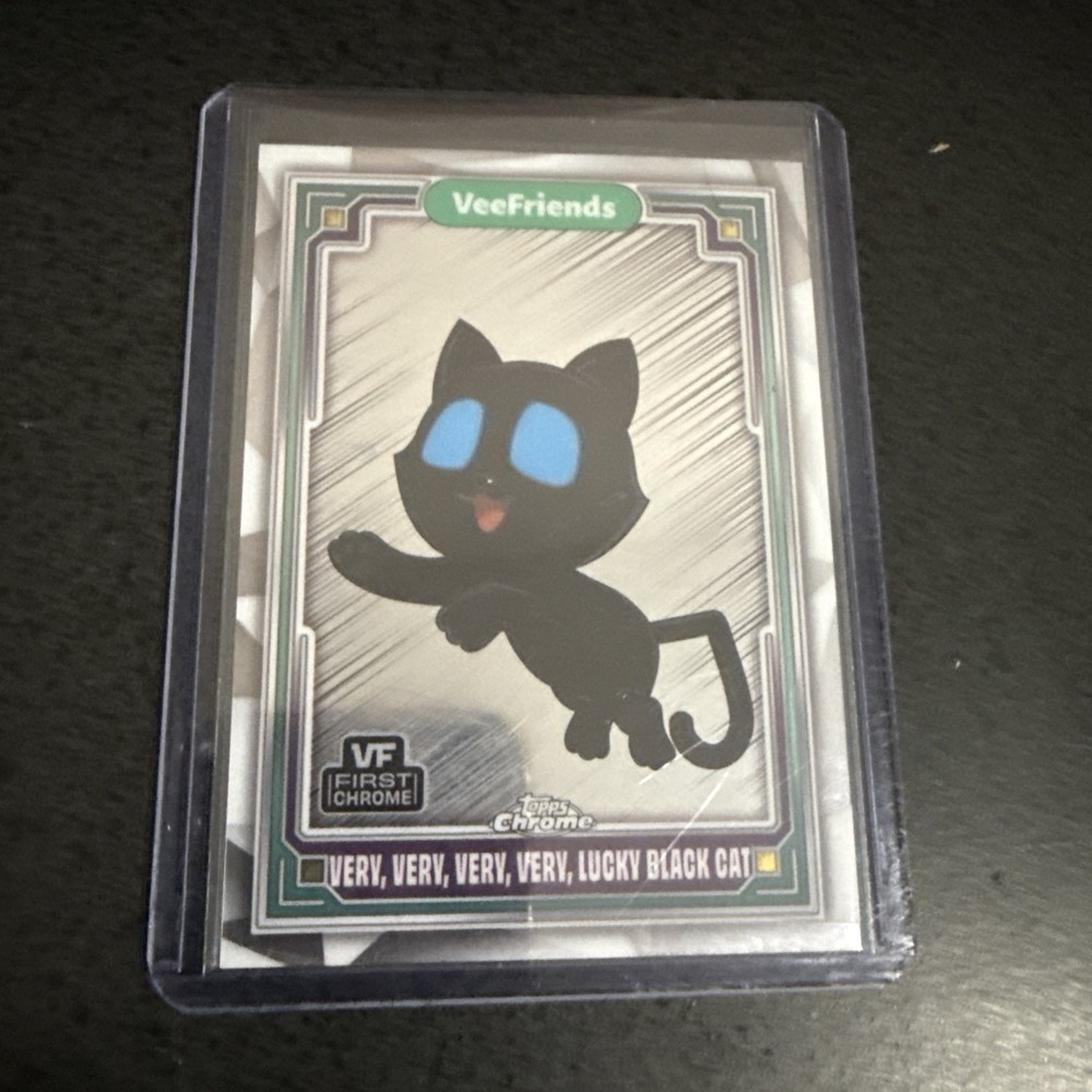 Topps Chrome VeeFriends VVVV Lucky Black Cat Blue Eyes LTD/2000