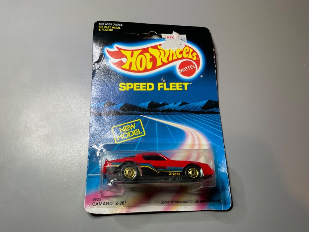 Hot Wheels Speed Fleet Camaro Z-28