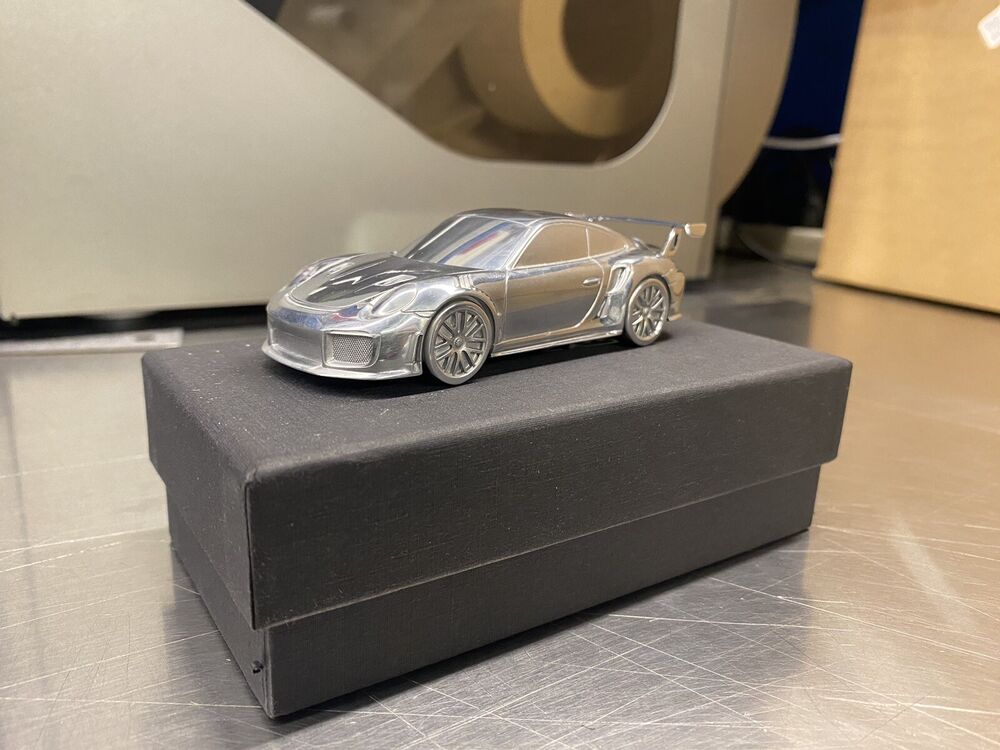 Porsche 911 GT2RS 991.2 GT2 RS 1:43 scale aluminum paperweight Limited Edition