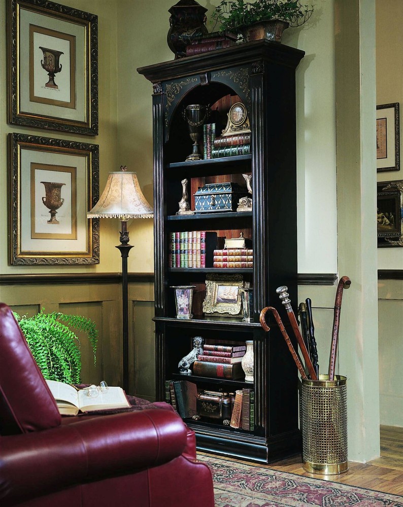 Hooker Furniture 36W Traditional Gold Hand-Painted Accent Table