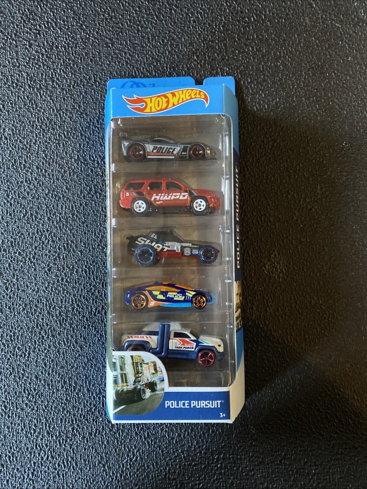 Hot Wheels Police Pursuit 5 Pack (2019) NIP