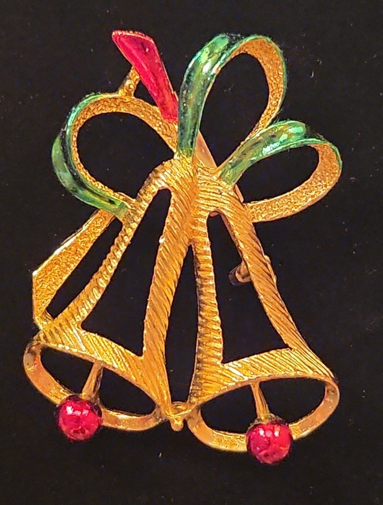 Vintage Signed Gerrys Christmas Holly Bells Brooch Pin Gold Tone Enamel Holiday