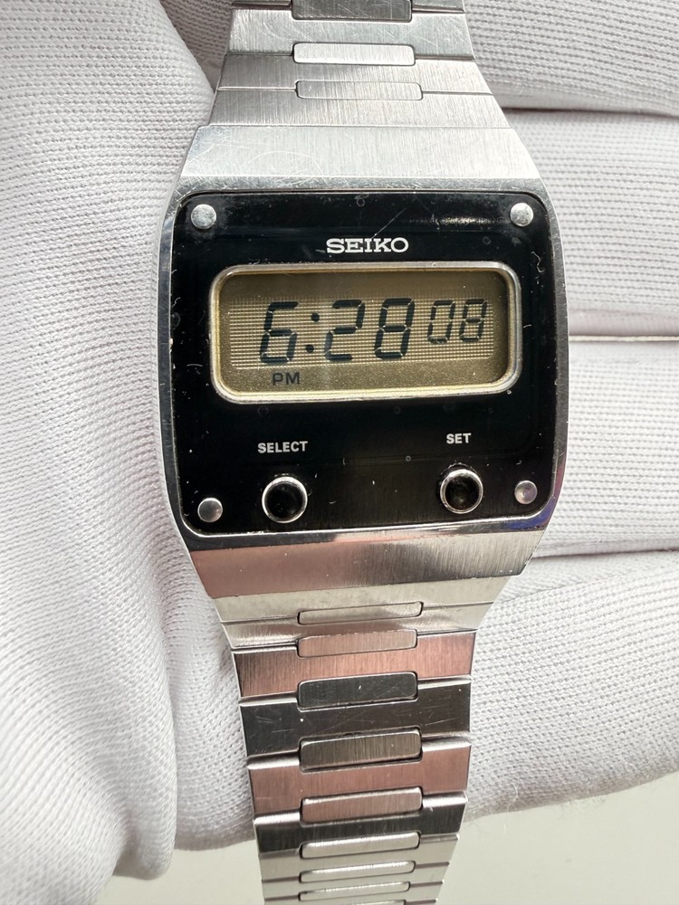 Seiko F231-500A Vintage 1970s LCD Digital Watch, Stainless Steel, Original Runs