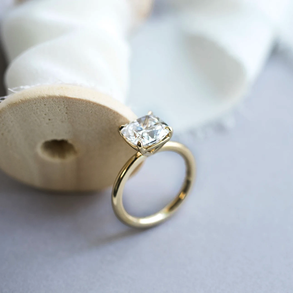 Diamond IGI Lab Created 18k Yellow Gold Solid Wedding Ring 2.50 Ct Cushion Cut