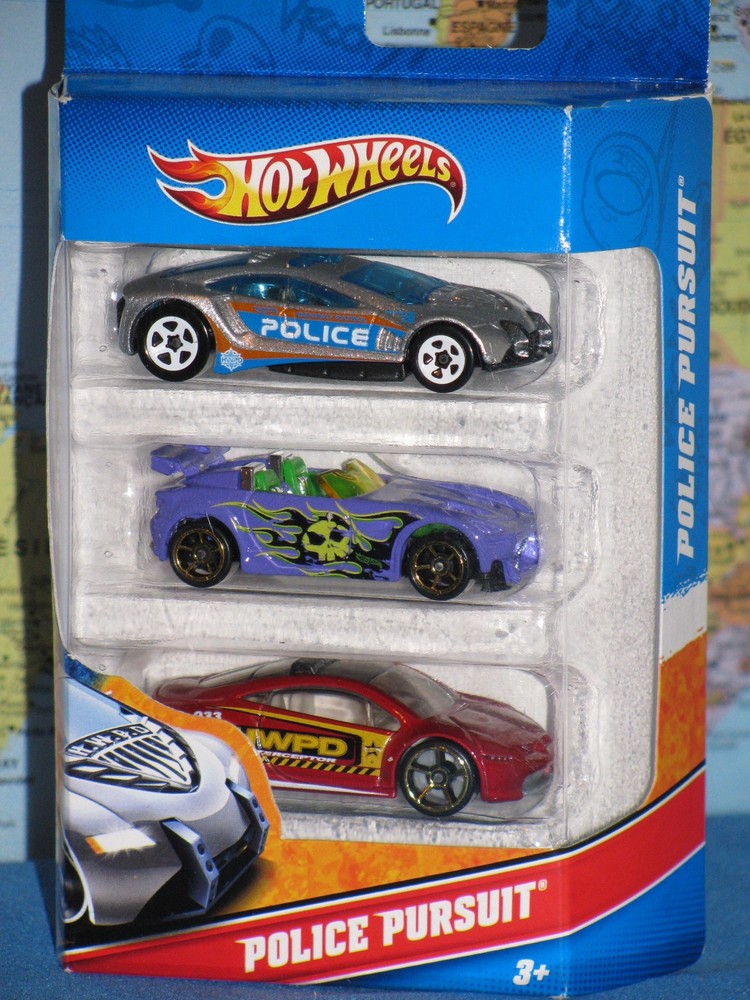HOT WHEELS POLICE PURSUIT SPEED TRAP MITSUBISHI ECLIPSE CONCEPT 3 PACK X7251