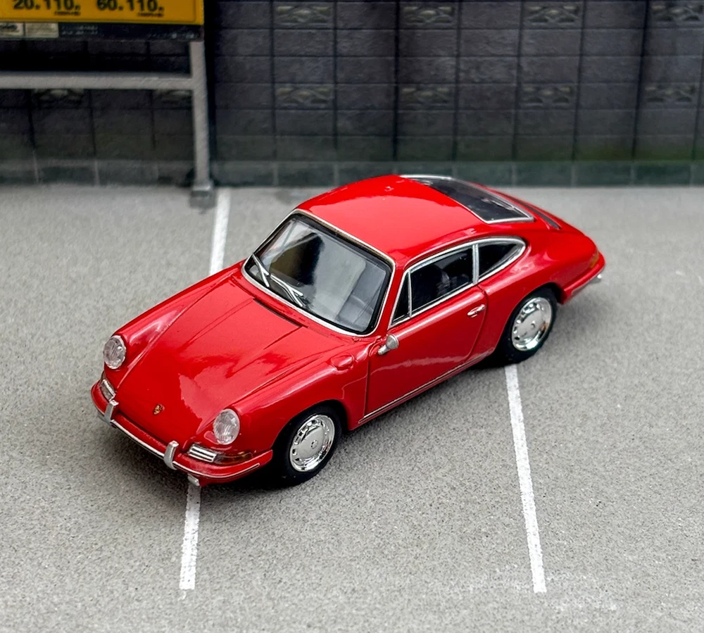 MINIGT 1:64 Red 1963 901 Vintage Classic Sports Model Diecast Metal Car