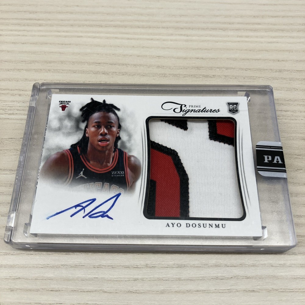 Ayo Dosunmu Rookie Card 2021-22 Panini Instant Prime Signatures no.32  #9/10 SSP