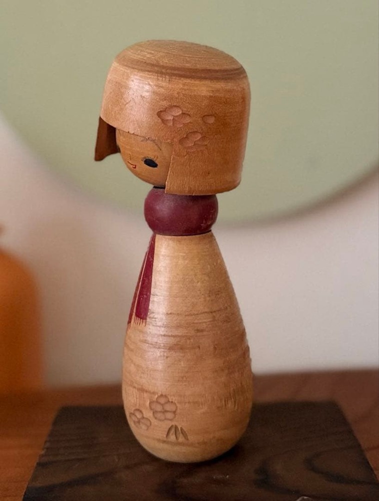 Ogasawara Creative Kokeshi Doll 15.5cm Red Scarf Design Wooden Collectible