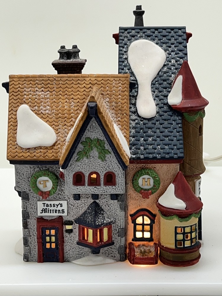 Dept 56 North Pole Series Tassys Mittens & Hassels Woolies Figurine 5622-7