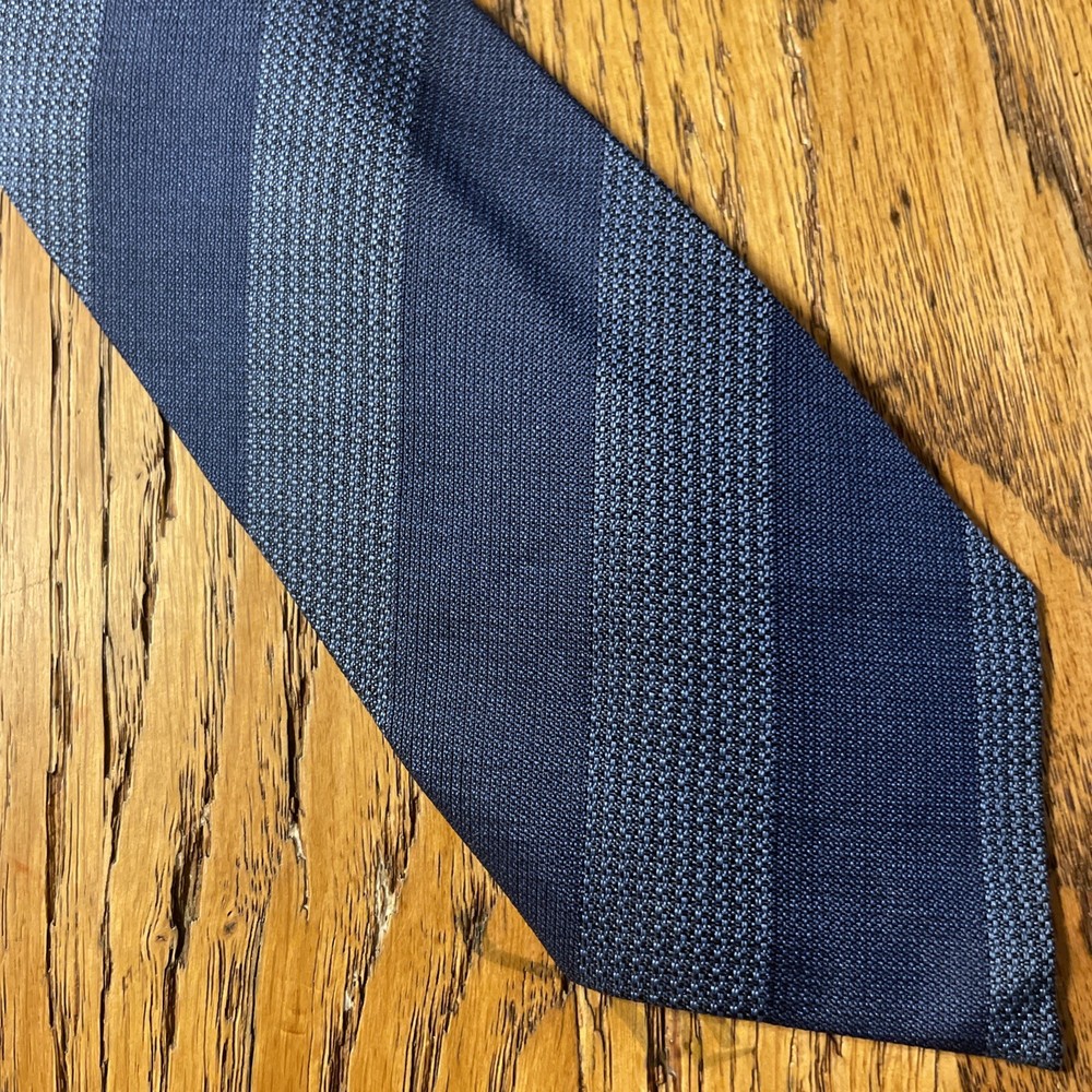 Vintage EUC Longchamp Paris Woven Striped Silk Tie Necktie Made In Italy