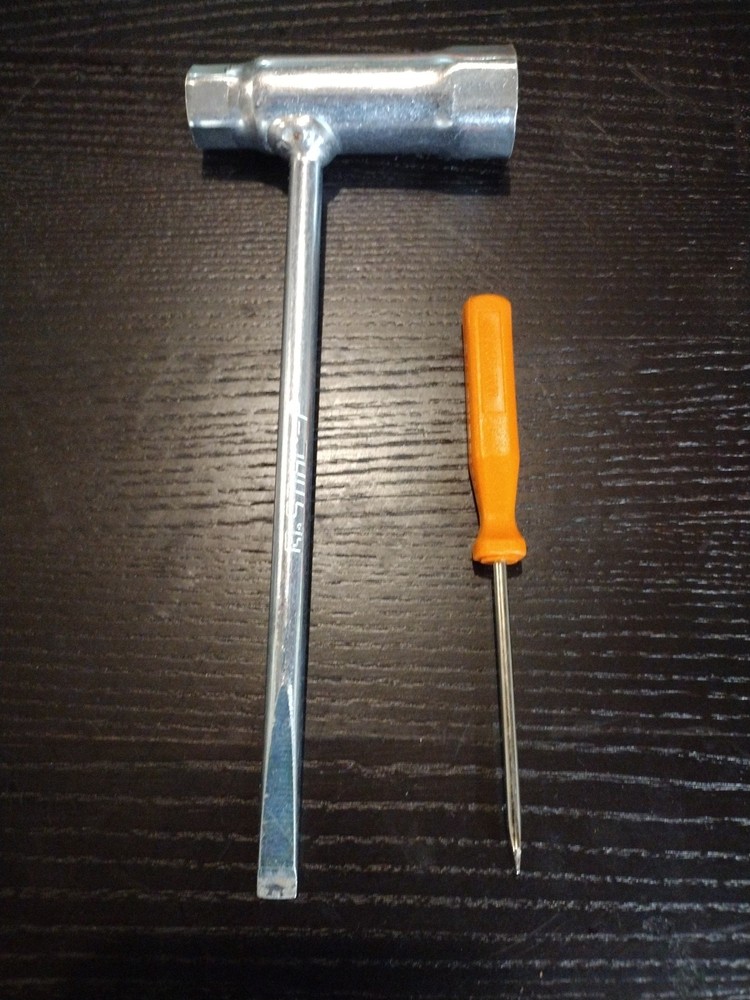 STIHL Part # 7010-871-0389  Chain Saw Scrench OEM Part