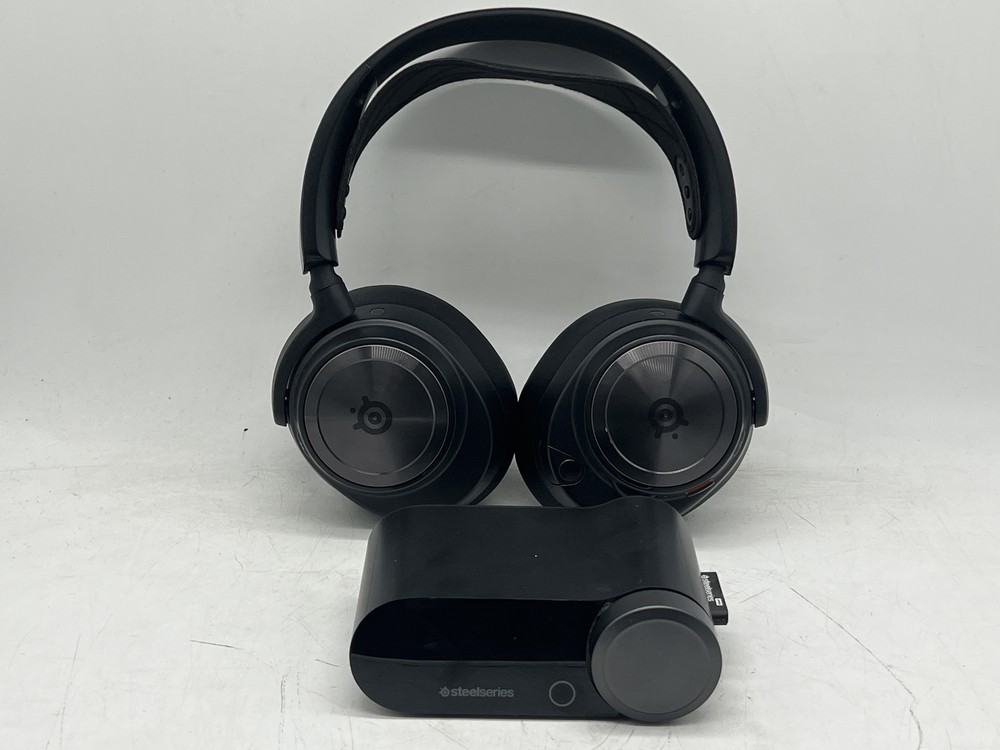 SteelSeries HS25 Arctis Nova Pro Wireless Over Ear Gaming Headset for Parts Read
