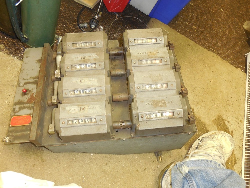 Veeder Root/ Sattley Ganged mechanical counters for coin sorting machine 8 units