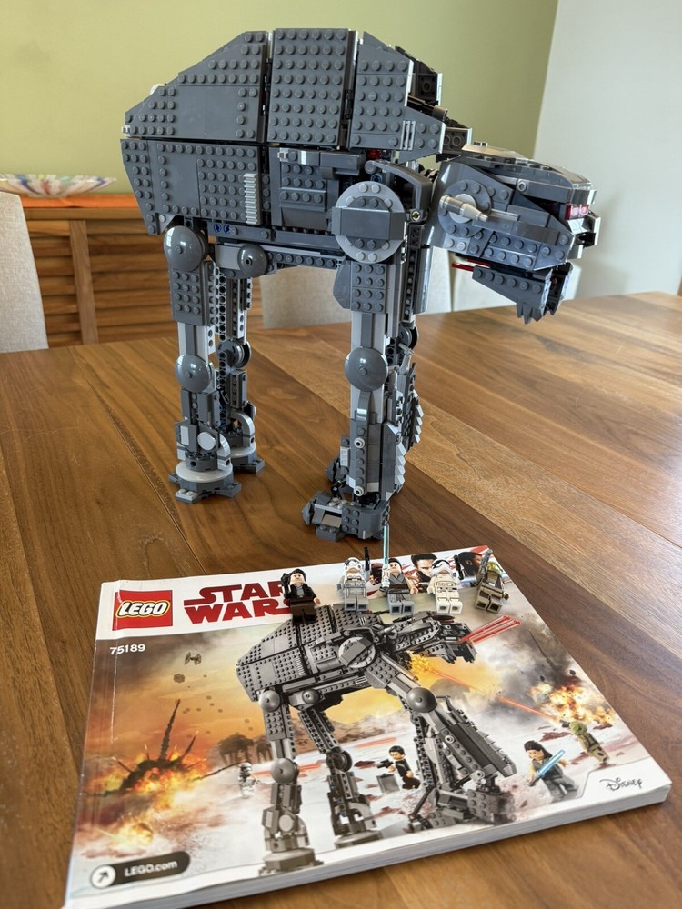 Lego Star Wars 75189 First Order Heavy Assault Walker