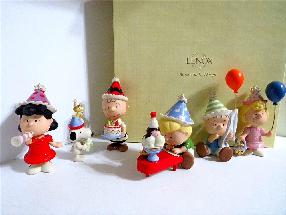 SNOOPY PEANUTS CHARLIE BROWN LENOX FINE CHINA BIRTHDAY PARTY FIGURINE SET