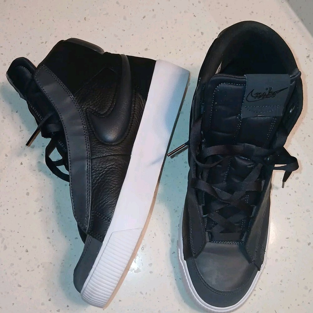 Sneakers Nike Blazer Size  10 US  42 EU  27 cm Color Black