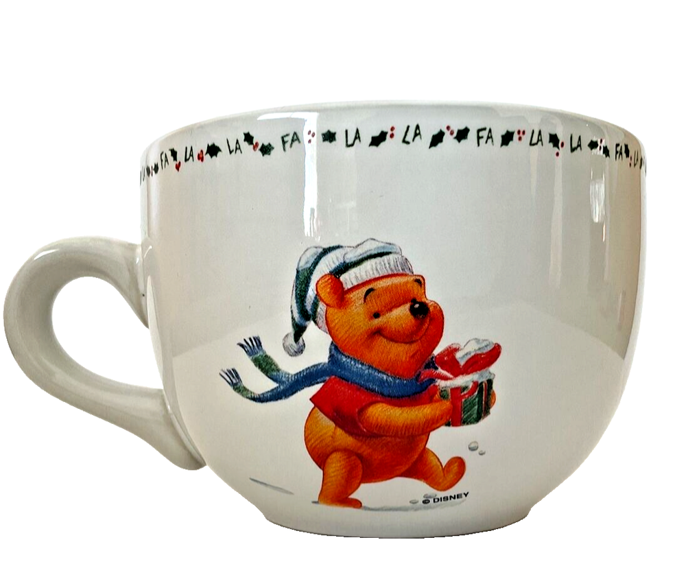 Vintage Disney World Winnie the Pooh Christmas Mug Large 20oz RARE Collectible