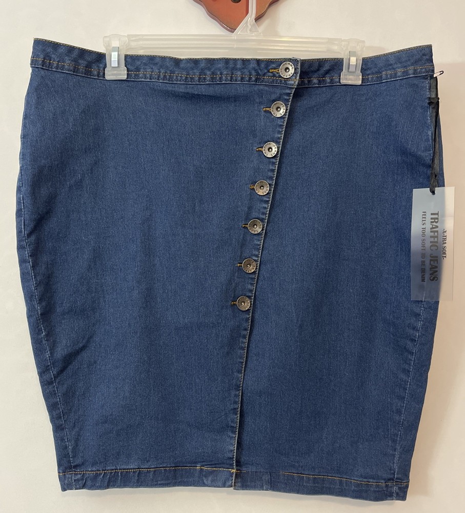 Women's 22W Blue Super Soft Stretchy Knee-Length Skirt NWT M542