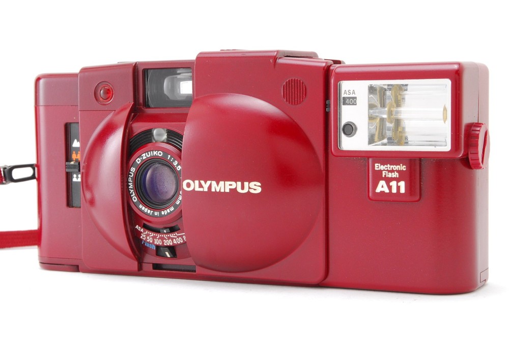 [Near MINT] Olympus XA2 A11 Flash point&shoot 35mm film camera From JAPAN