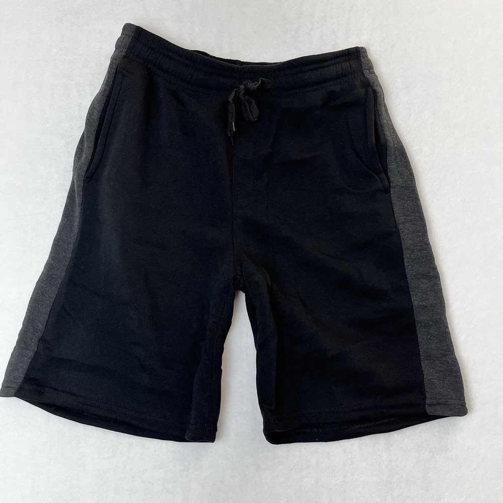 New Real Essentials Men's Medium Activewear Sweat Shorts Workout Pockets Black