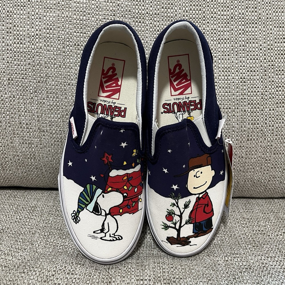 Vans Peanuts Snoopy Christmas Tree Slip-On Shoes Women Size 5.5 NWT