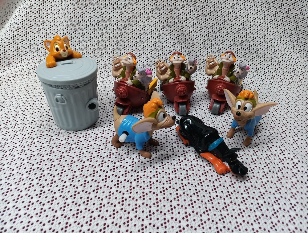 Oliver And Company Disney Figurine Toys Burger King Lot of 7