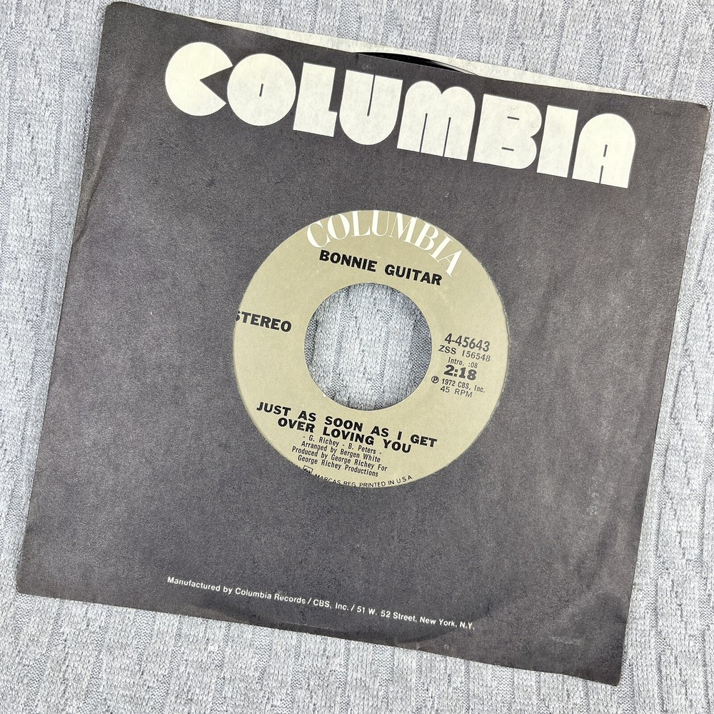 Vintage 45 RPM record Bonnie Guitar Columbia records country western blues rock