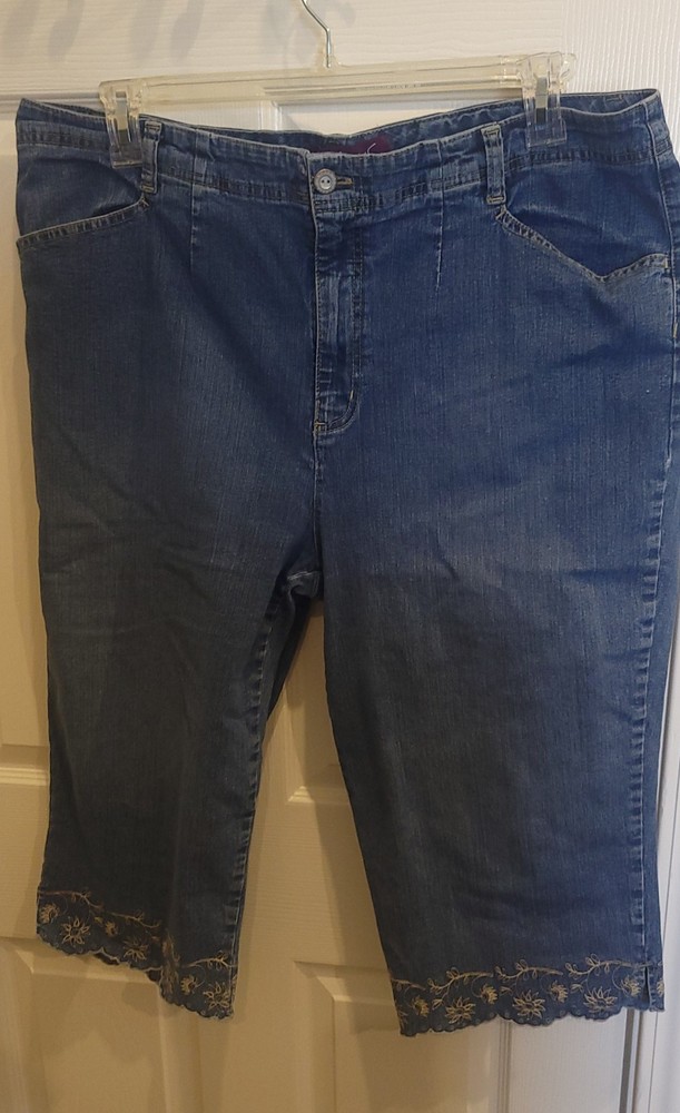 Gloria Vanderbilt Blue Stretch Denim Capri Pants Size 20W Embroidered Hem
