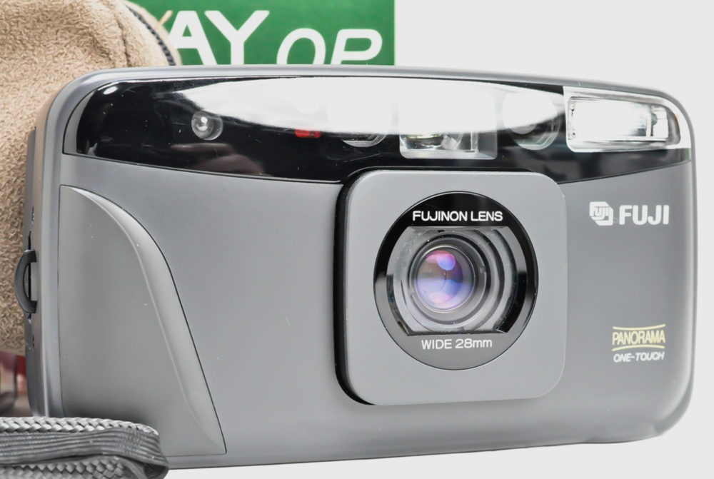 Near Mint in Box Fuji Fujifilm Cardia mini EVERY DAY OP 35mm Compact Film Camera