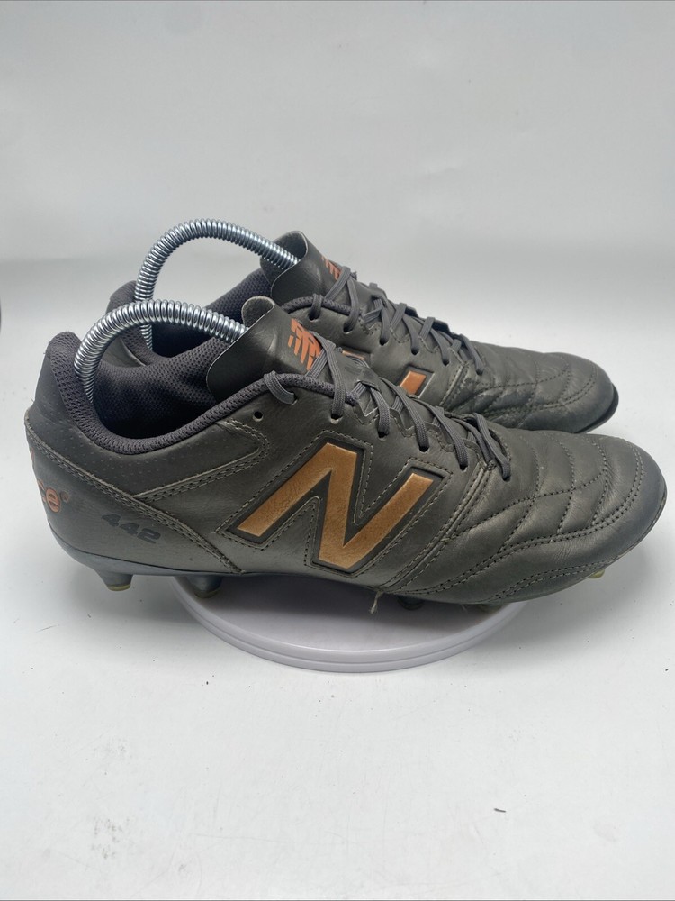 New Balance Shoes Men Size 11.5 Bronze  Orange Soccer Cleats Lace Up 3817