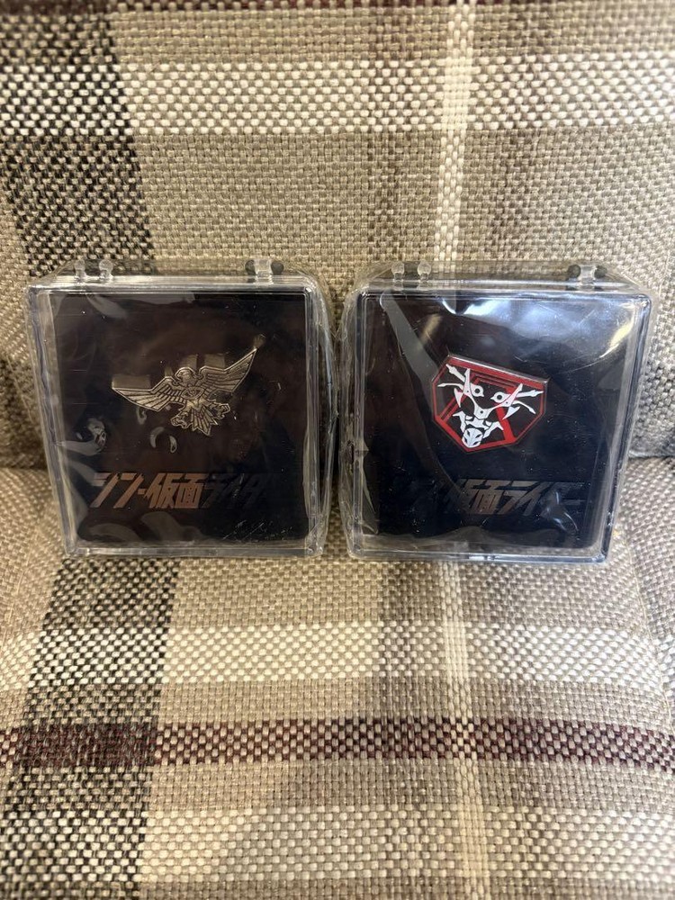 Shin Kamen Rider Pin Badge 2 Items Set Shocker