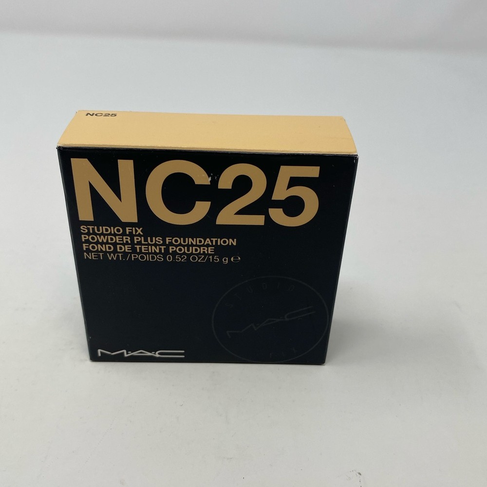 MAC Studio Fix Powder Plus Foundation - NC25 Light Beige - 0.52 oz (15 g)