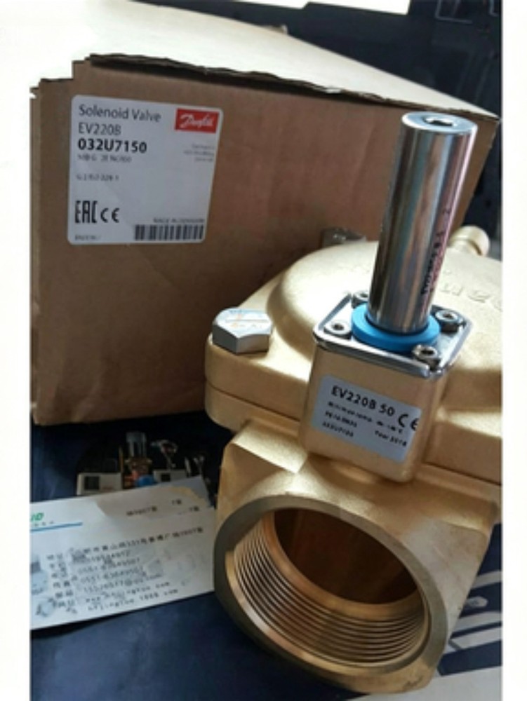New 1PC DANFOSS 032U7150 Solenoid Valve