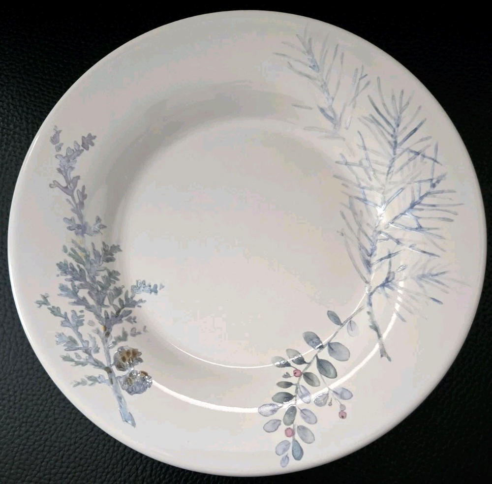 2 Pfaltzgraff Winter Frost Christmas Salad Plates 8 1/8