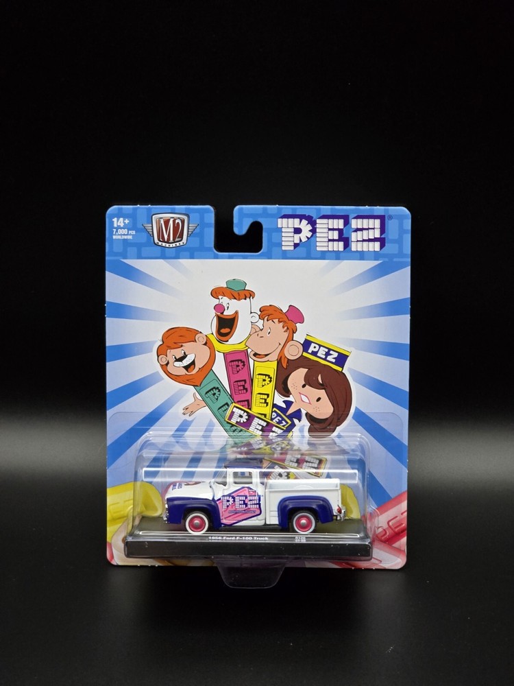 M2 Machines Auto Drivers 1957 FORD F-100 TRUCK R120 24-59 PEZ NEW