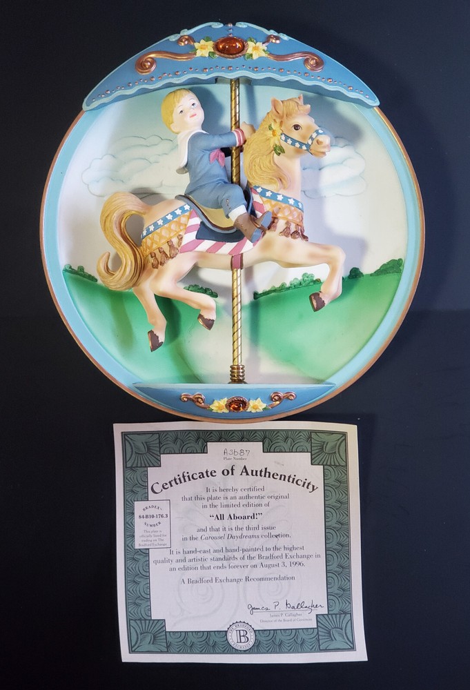 1994 Bradford Exchange Carousel Daydreams All Aboard Musical Wall Plate A3687