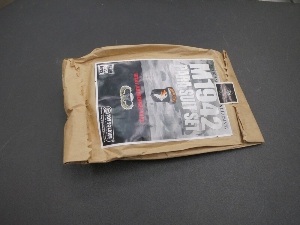 TOY SOLDIER 1/6 M1942 Para Suit Set 101st AB for 1/6th Scale 12