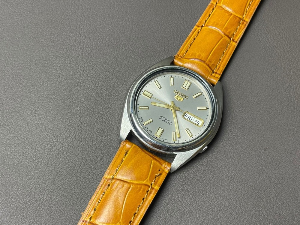 Seiko 5 Automatic 7S26-2040 Cream Dial 37mm Men's Watch